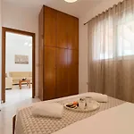 Reni Garden House * 阿凡投