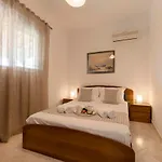 Villa Reni Garden House *