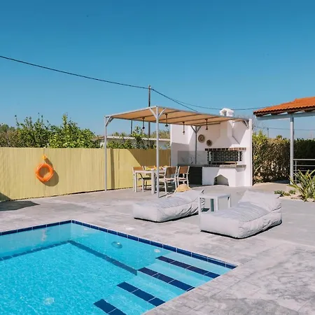 Reni Garden House